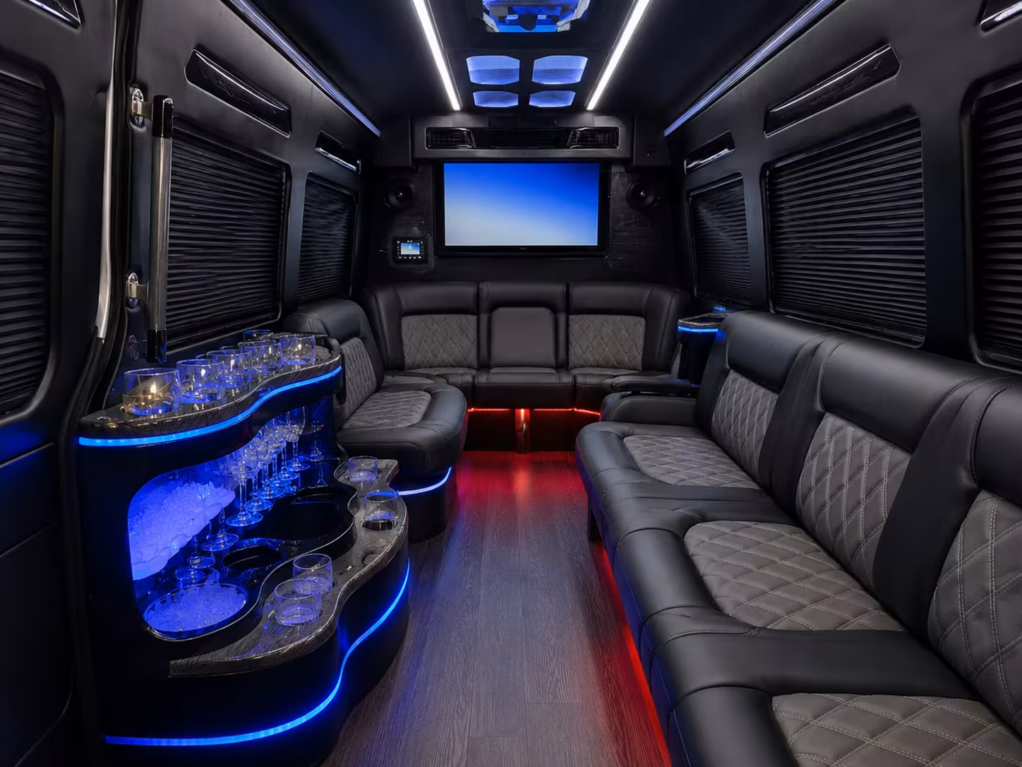 choosing the right bus size for your sunrise airport shuttle