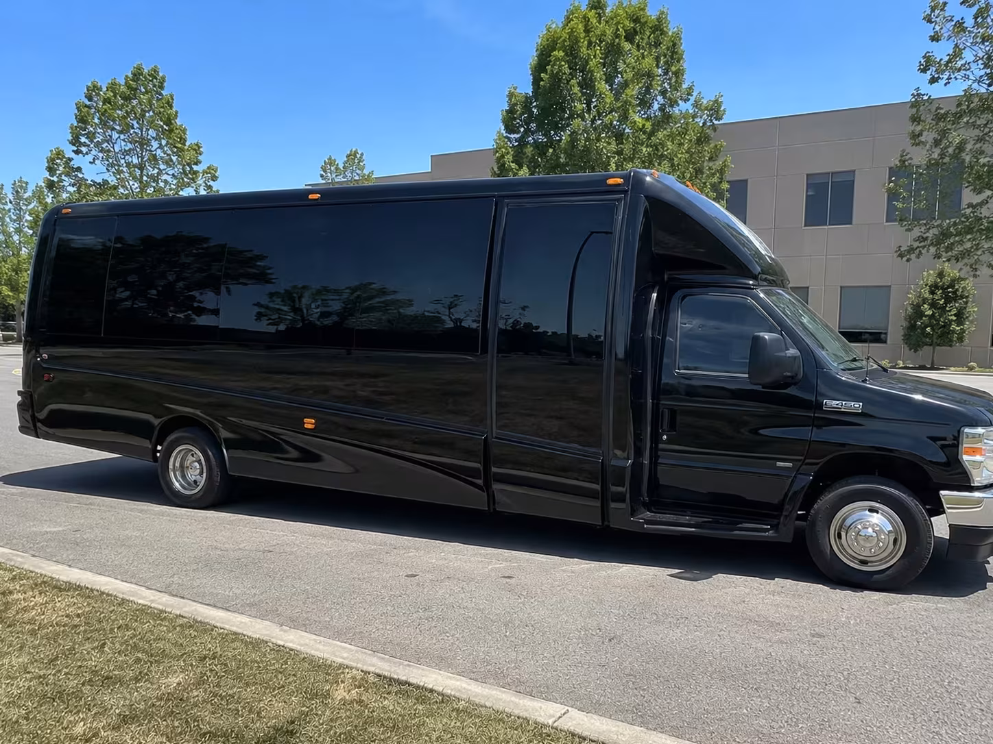 party buses for panthers tailgates and pregame parties in sunrise