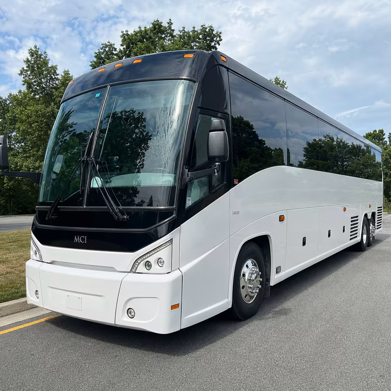 sunrise charter bus rentals for corporate events and team outings