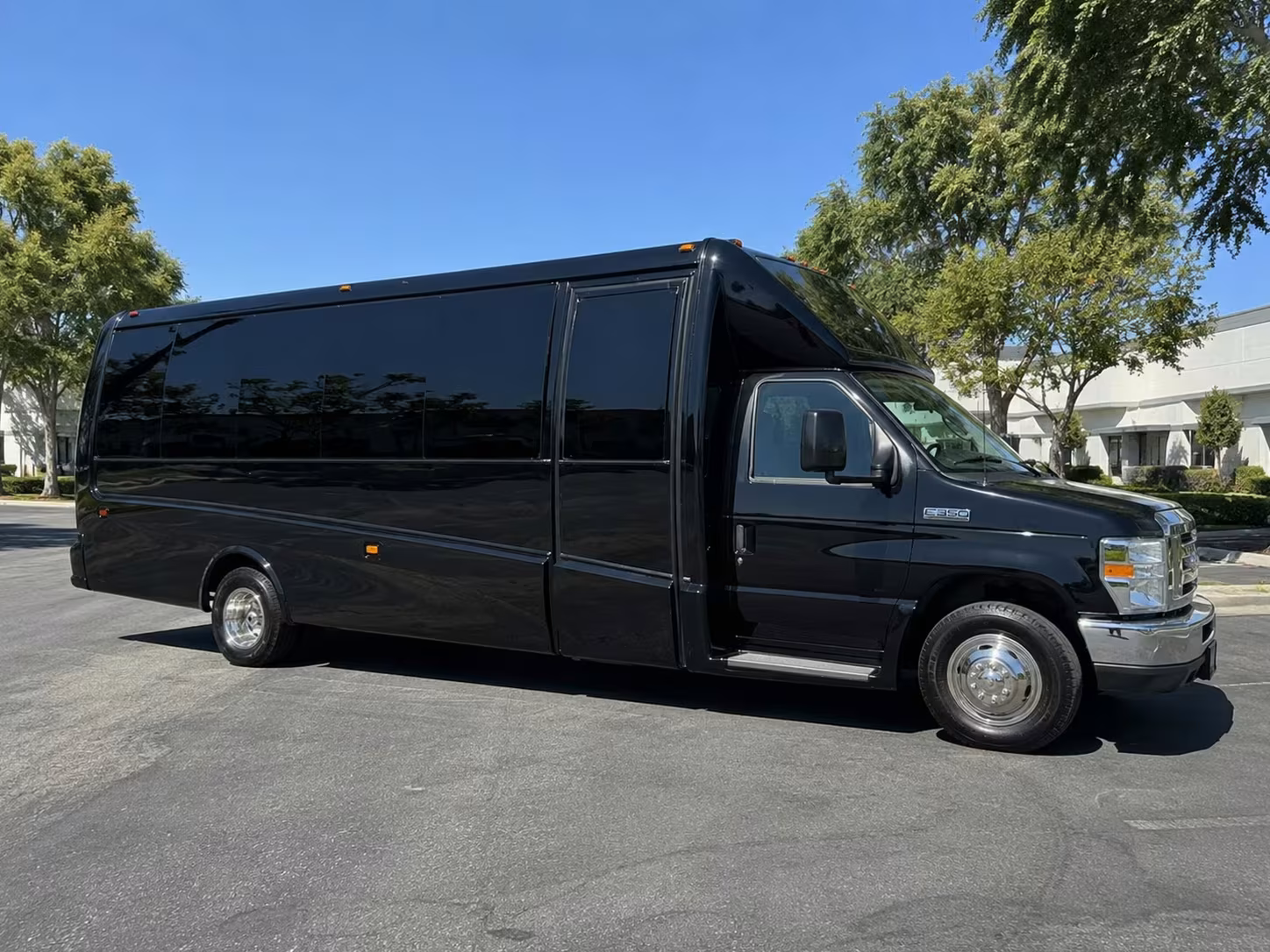 sunrise concert party buses for shows and live events