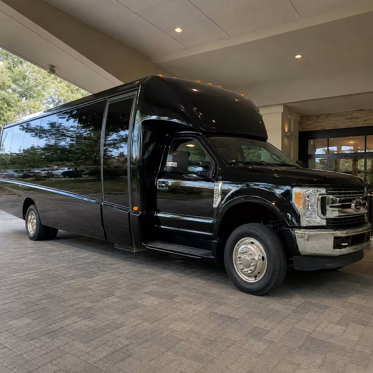 sunrise minibus rentals for conferences and hotel to venue trips